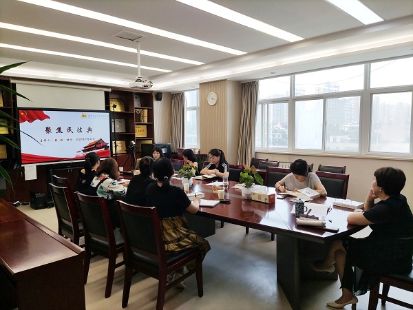 聯(lián)學(xué)聯(lián)建進(jìn)行時，來跟民革小張律師一起聚焦《民法典》