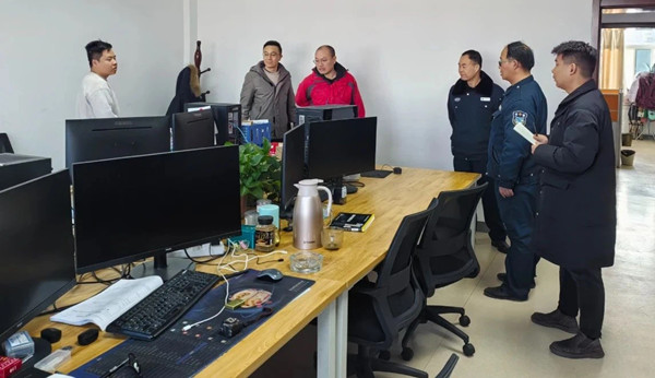 1739326015133049.jpg 535cd1e3d949028416024a5ab80f80a_副本.jpg